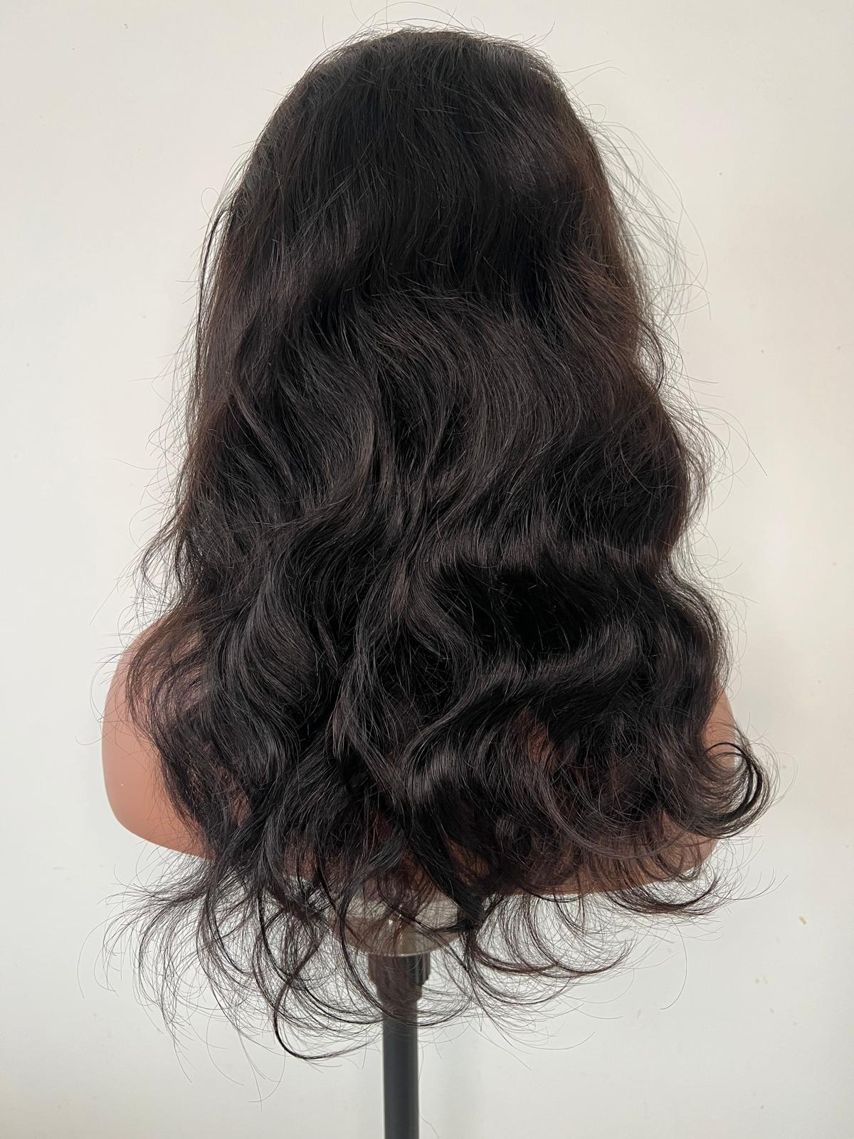 Perruque BODY Wave. Lace 13x4. Noire