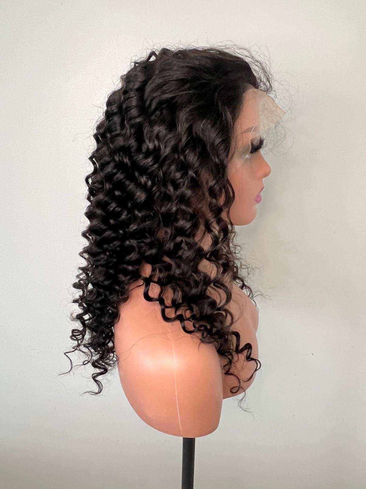 Perruque WATER Wave. Lace 13x4. Noire